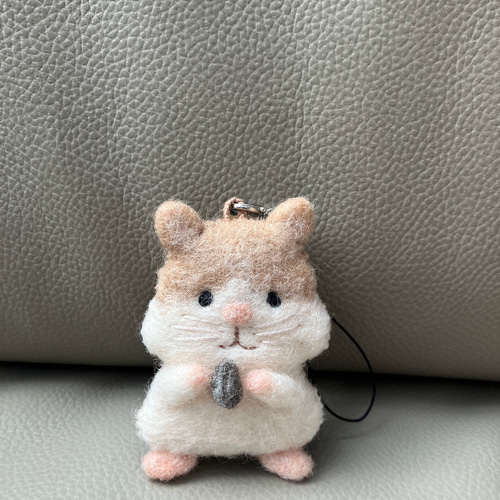 ハムスターの羊毛フェルトのストラップ 羊毛フェルト Naotan工房 通販
