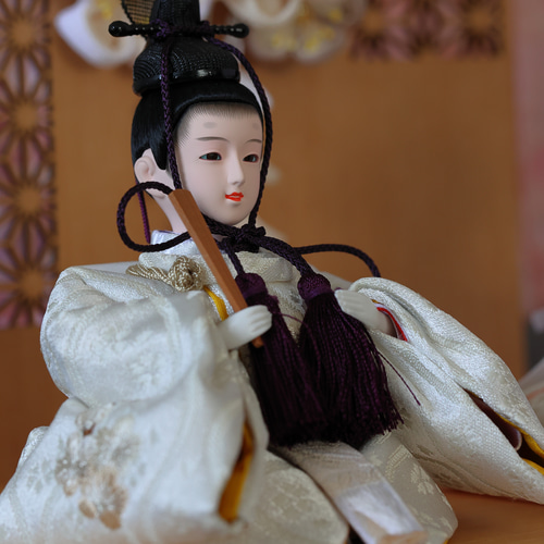 グレージュ】お顔が美男美女de可愛いひな人形♪7点セットのフル グレージュ】お顔が美男美女de可愛いひな人形♪7点セットのフル