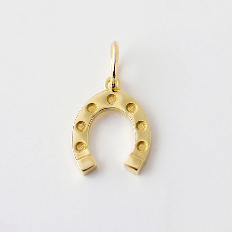 k18ゴールドネックレス ペンダントトップ 馬蹄ホースシューチャーム 18金 お守り華奢 ha-17