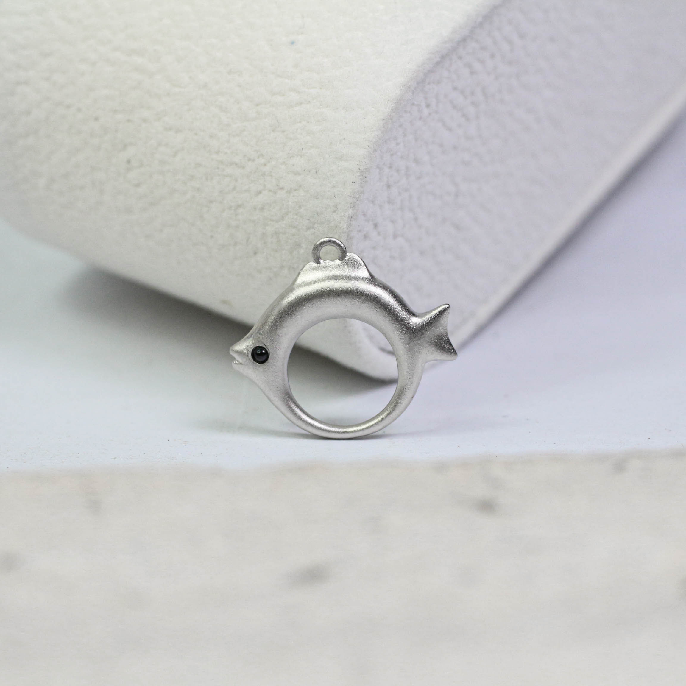 かわいい魚のペンダント925銀製の海のペンダント、銀製の魚のペンダント、大きい魚、大きい動物のペンダント