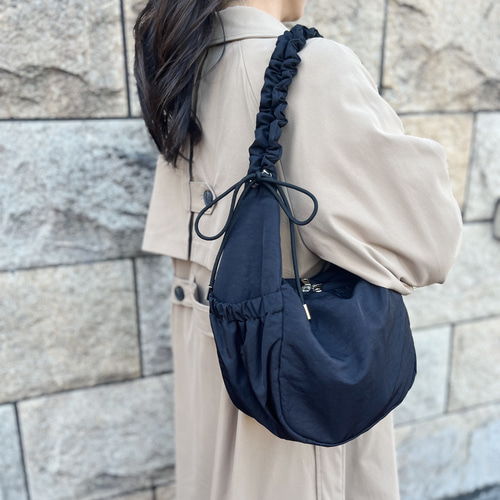 人気色】フリルハンドルがオシャレ！大人可愛い2WAY ショルダー
