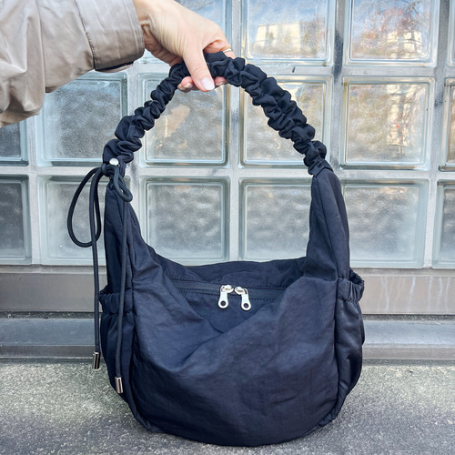 全5色】フリルハンドルがオシャレ！大人可愛い2WAY ショルダーバッグ