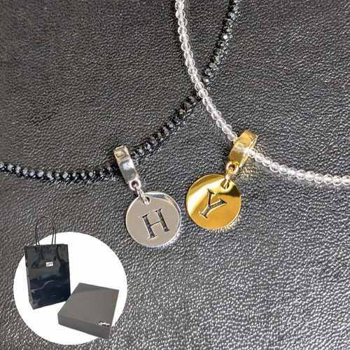 ペアネックレス K18ゴールド使用 イニシャルトップ カット