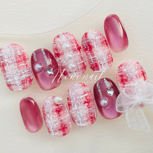 大人ピンクのふわふわツイードネイルチップ ネイルチップ（つけ爪