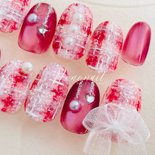 大人ピンクのふわふわツイードネイルチップ ネイルチップ（つけ爪