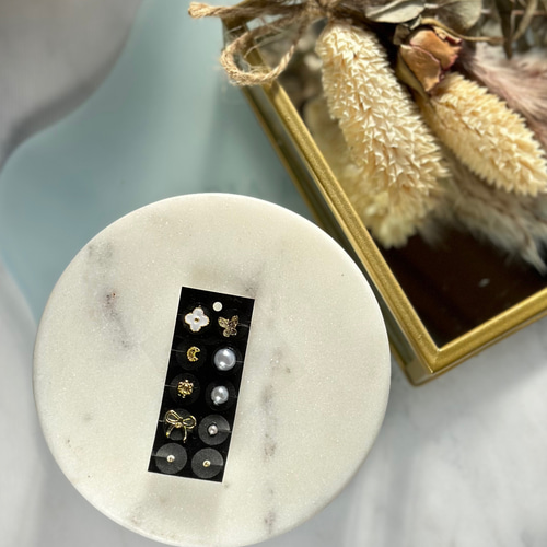 耳ツボジュエリー/貼るピアス【金粒10個セット】 イヤリング