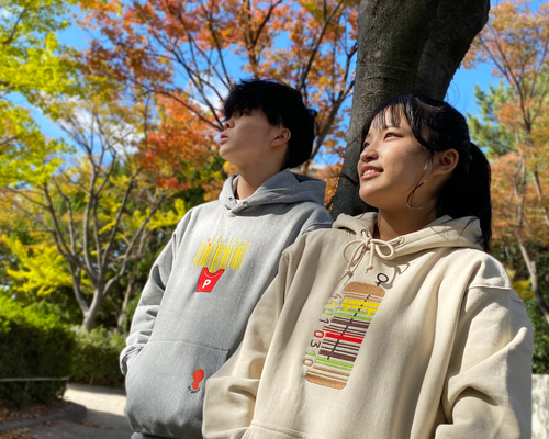 刺繍☆パーカー【プルオーバー】／へんなバーコード！？ 12oz