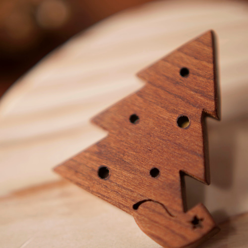 クリスマスツリー【木製ブローチ】 ブローチ つくりデパート 通販