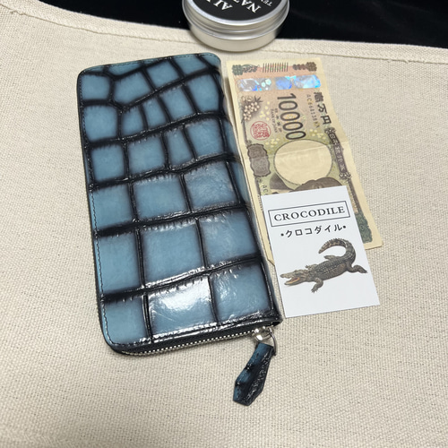 新品未使用 タグ付き　クロコダイル レザー 長財布 青 ワニ革 モザイク クロコダイル レザー 長財布 ラウンドファスナー