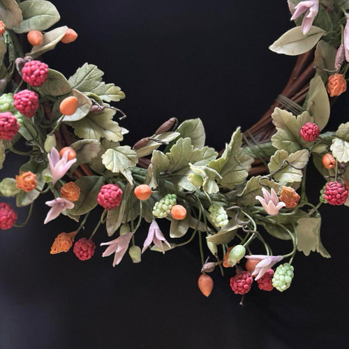 ハンドメイド樹脂粘土】 木の実リース パンアート/パンフラワー レジン