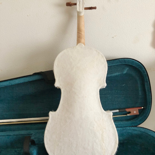 和紙のバイオリン(弓、ケース付属) Violon japonais en papier