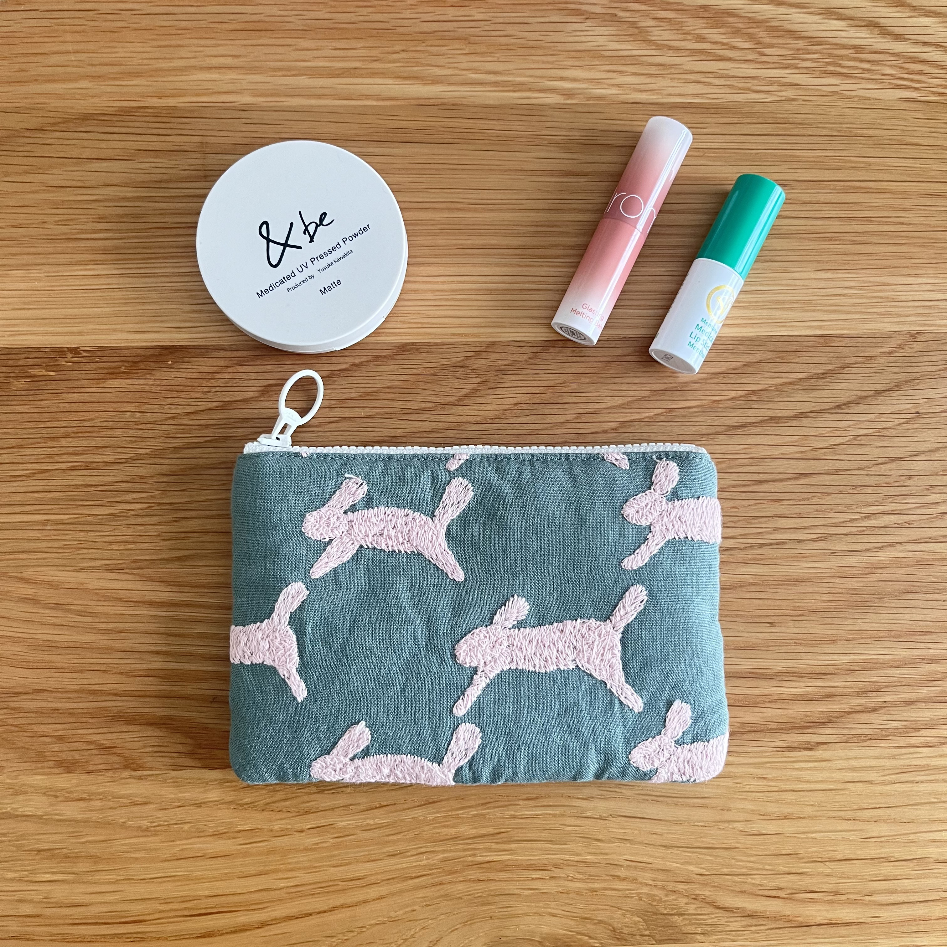 専用♩✨【横長マチ付きポーチ】runrunrun ベージュ✨　ミナペルホネン