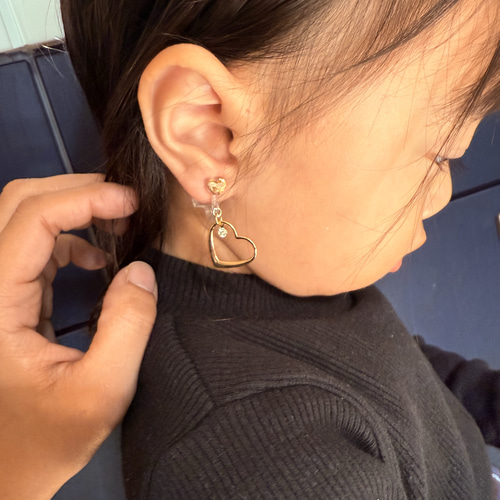 再販7回目】キッズイヤリング ハート キラキラ 痛くない イヤリング