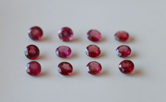 5.2ｃｔ　天然石　トルマリン　ラウンド　ルース　12個セット 2枚目の画像