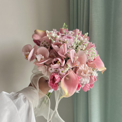 大人可愛いくすみピンクのラウンドブーケ アーティフィシャルフラワー