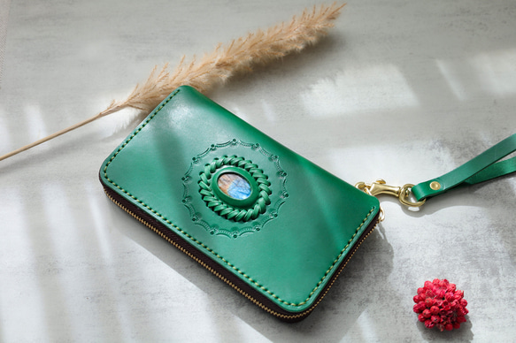 ‘天然石x皮革組合’大容量牛皮手工拉鍊長款皮夾旅行盒女士皮夾手工染色/全手工縫製 第2張的照片