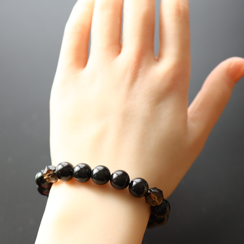 ブラックスギライトブレスレット　2点 12/2新着商品☆限定本数入荷！ブラックスギライト＆マトリックス