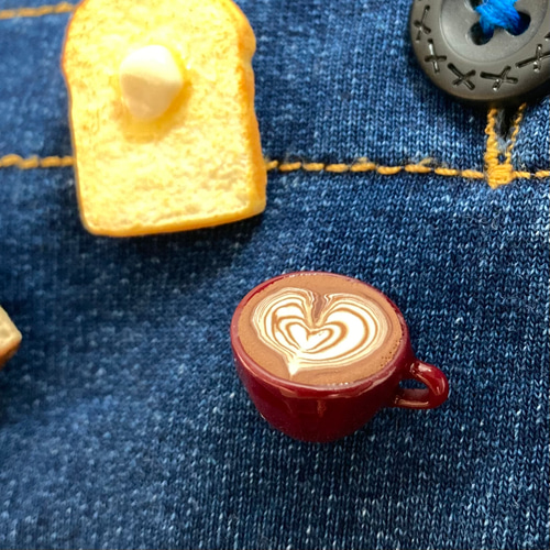 t*1様 ラブバード 田中テルアキ ブローチセット 木彫り 鳥 ラブバード