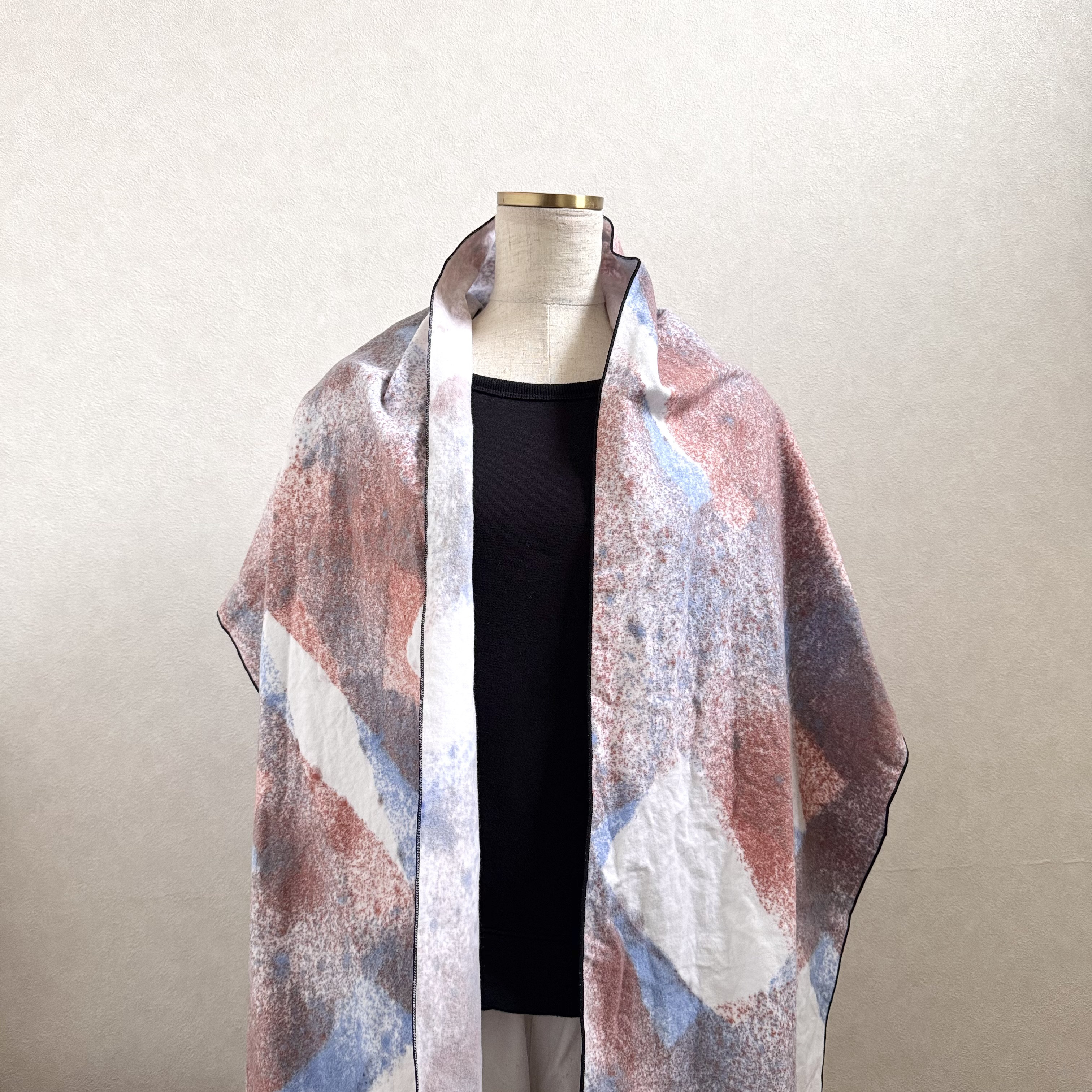 手染めのストール コットンネル / blue × brown