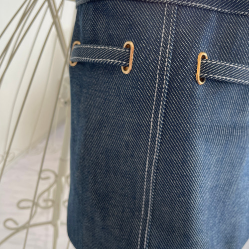 フェードカラーデニムのトートバッグ デニムバッグ 南京錠 バックル