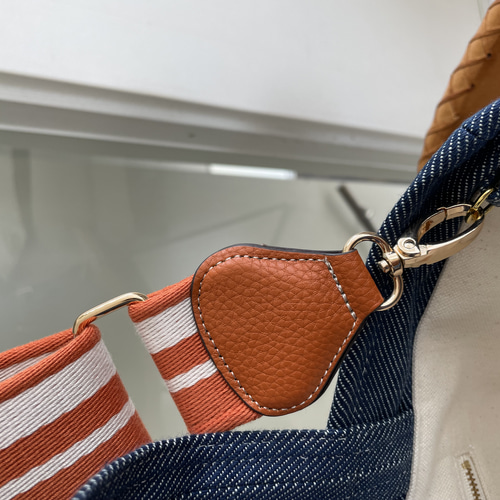 フェードカラーデニムのトートバッグ デニムバッグ 南京錠 バックル