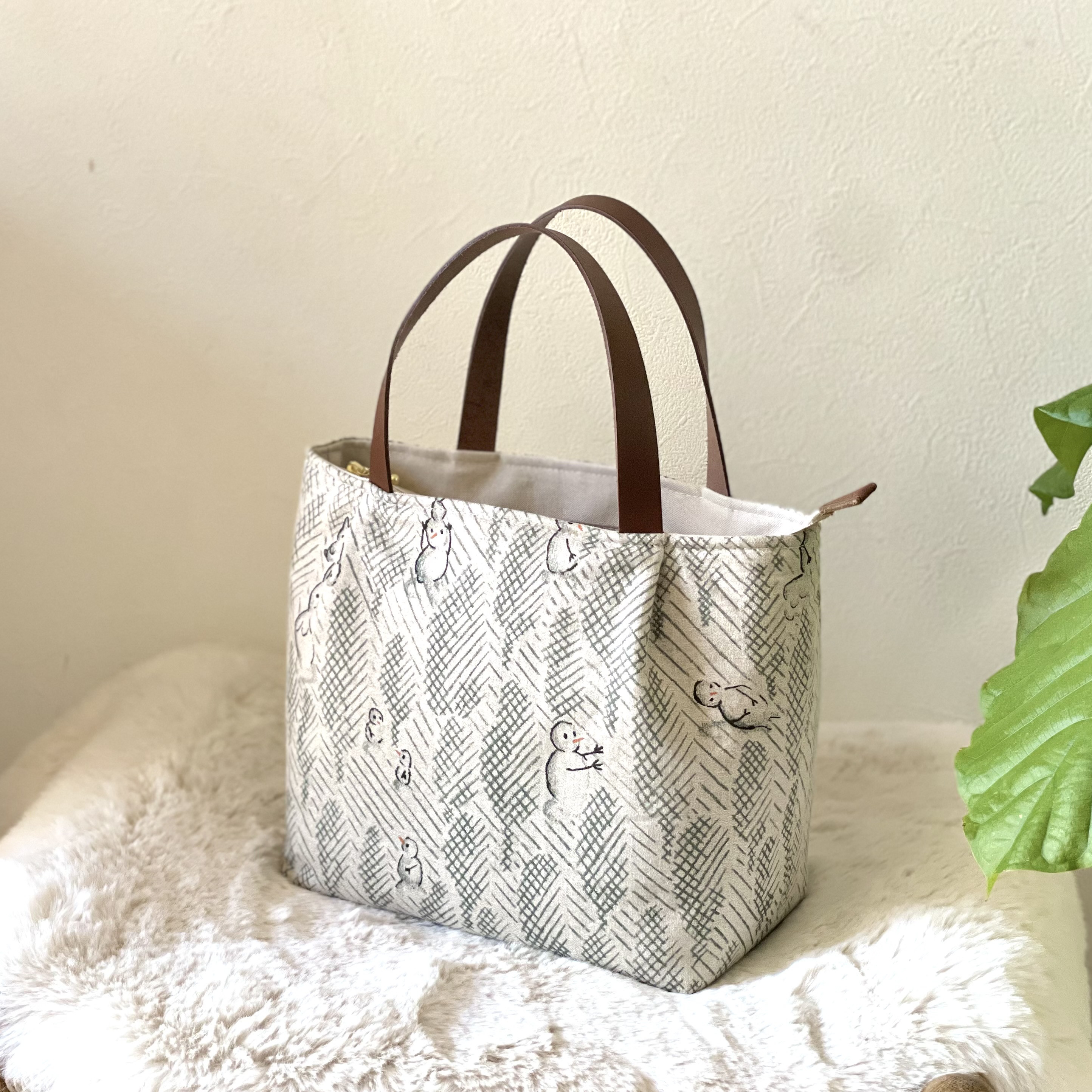 雪うさぎ入⚮̈ミナペルホネン　lumiukko beige かくれんぼトート