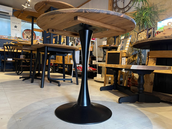 在庫あり　即納　Hotaru 丸テーブル　机　リビング　ダーク　アイアン　カフェ　アップサイクル　天然木　無垢材 3枚目の画像