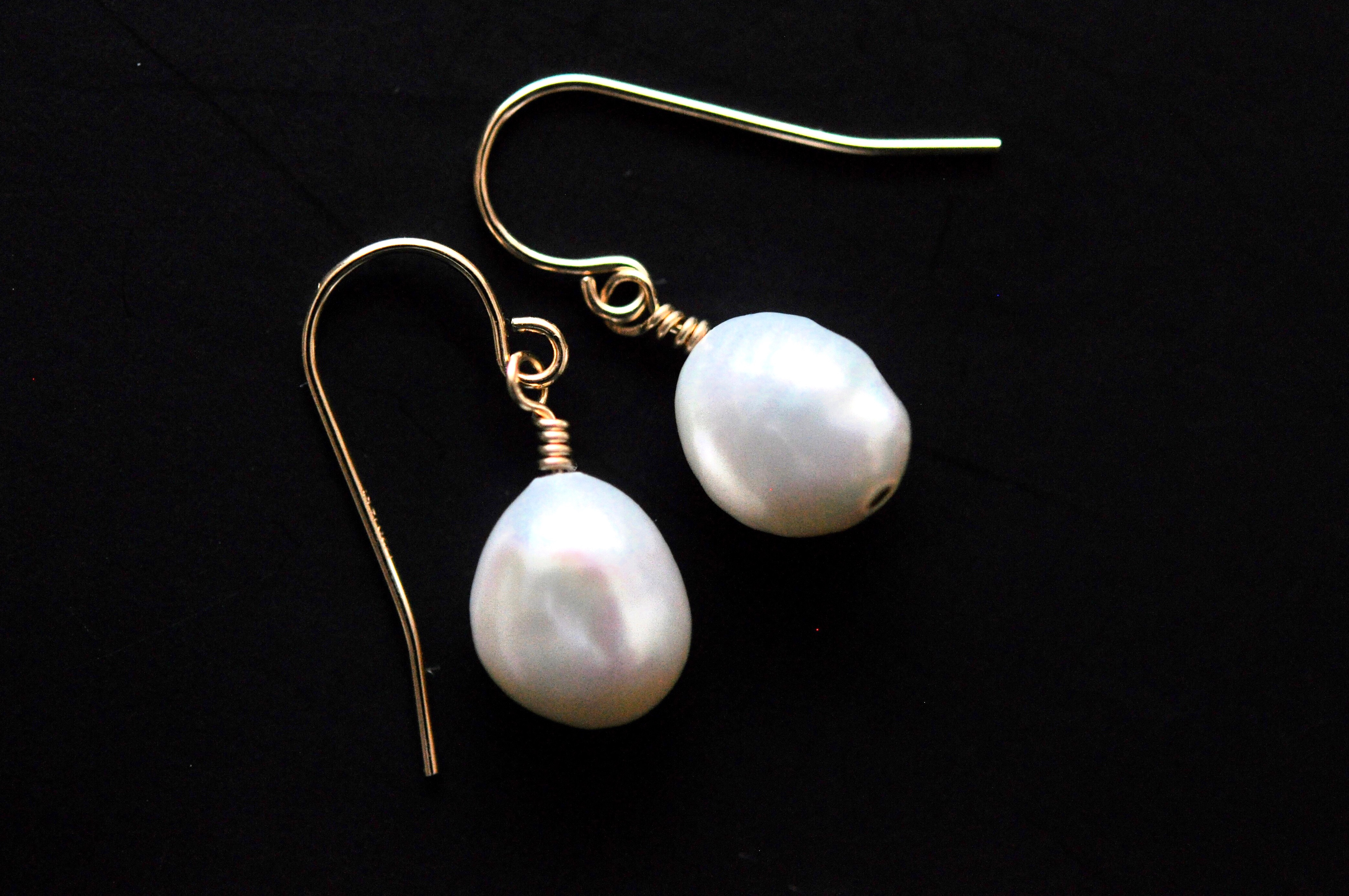 14Kゴールドフィルド　淡水真珠AA++　一粒の真珠　ゴールドピアス　14KGFピアス