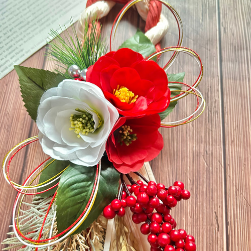 No.336 紅白椿と南天しめ縄スワッグリース2025 ハンドメイドお正月飾り