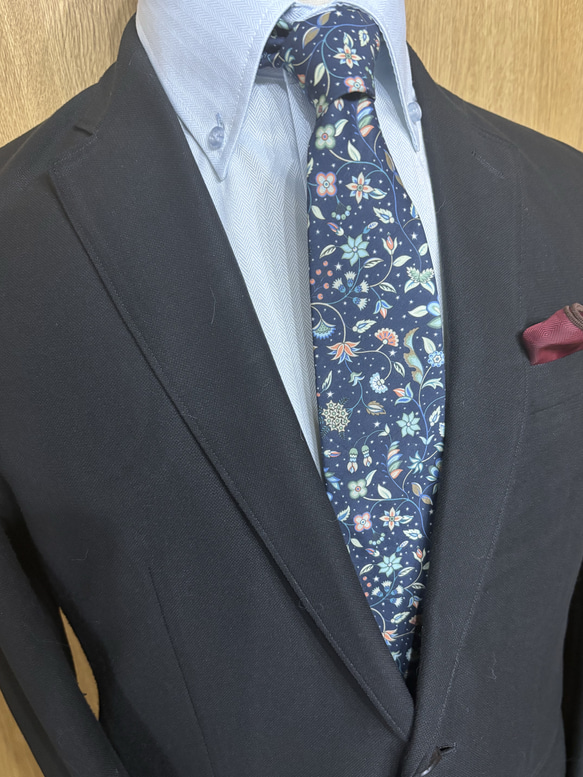 LIBERTY リバティ イタリア製　Midnight Constellation 7枚目の画像