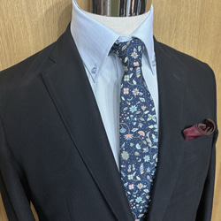 LIBERTY リバティ イタリア製　Midnight Constellation 3枚目の画像