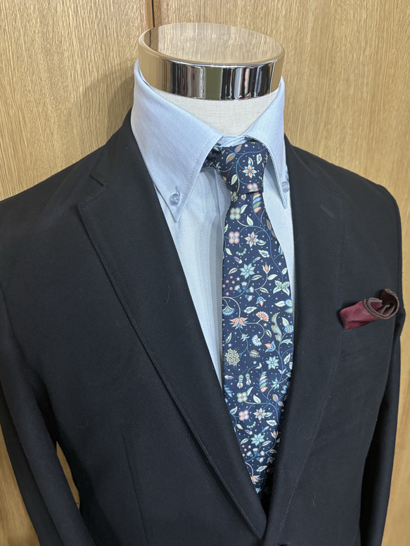 LIBERTY リバティ イタリア製　Midnight Constellation 3枚目の画像