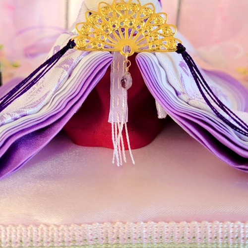 804 ひなまつり小さなお着物〈お姫様〉十二単 白藤色地に山桜柄