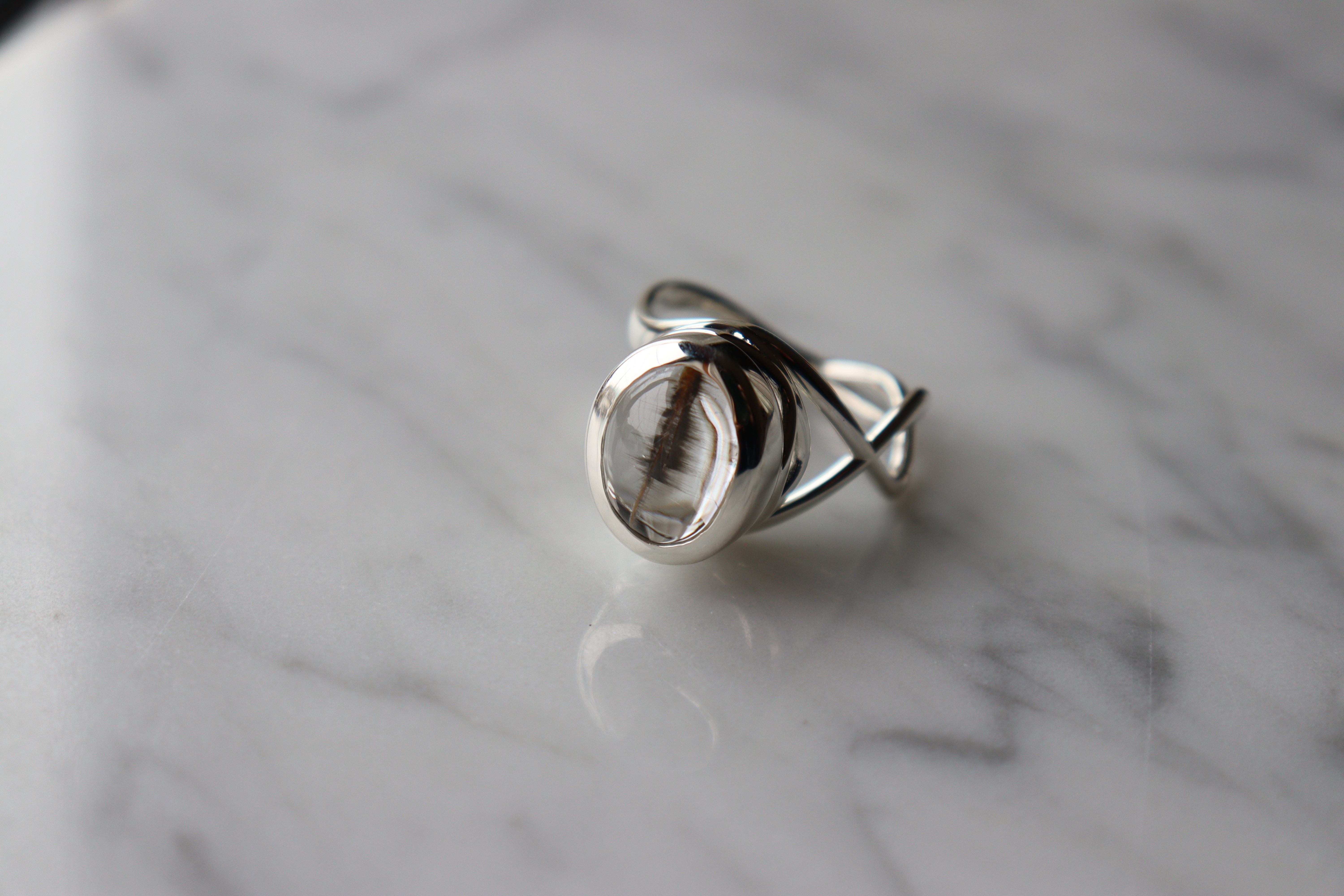 プラチナの猫目