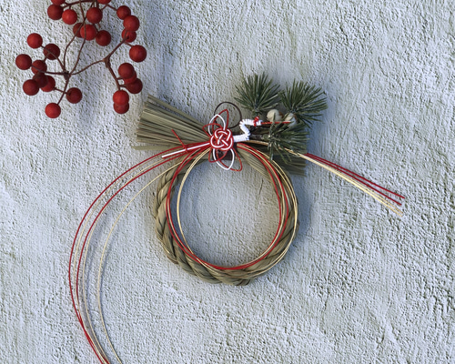 シンプルなお正月飾り お正月 しめ縄 ナンキンハゼ 松 鶴 シンプル