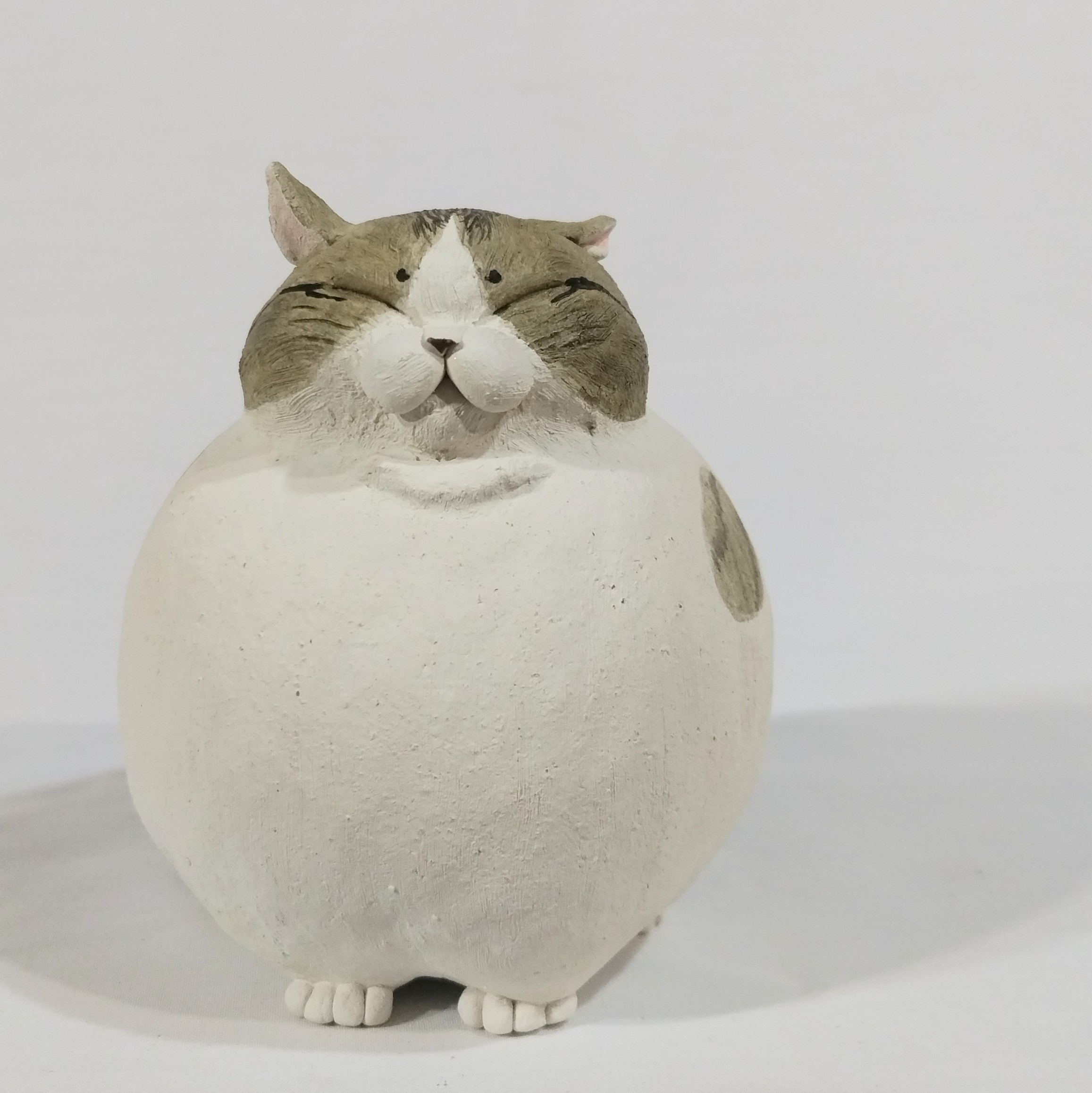 でぶ猫もんじゅ　キキミミネコ