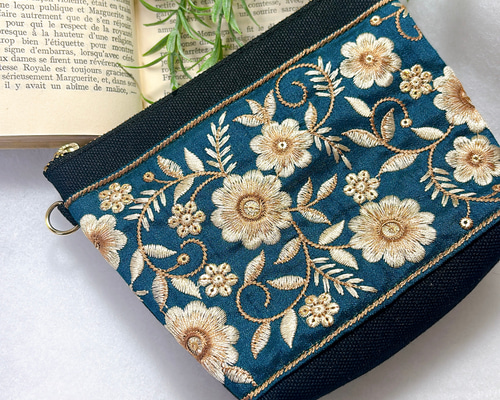 インド刺繍リボン×帆布のお化粧ポーチ ハンドメイド インド刺繍リボン
