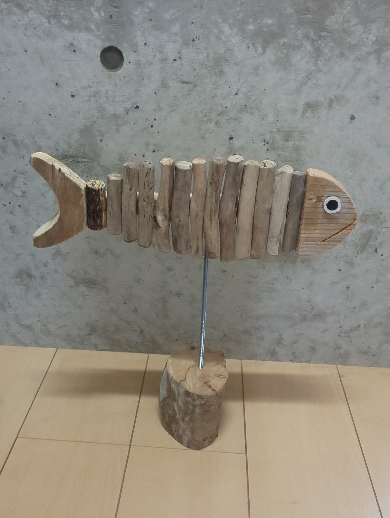 流木アート　オブジェ　木曽檜　台座付き　創作家具　001 流木アート　オブジェ　木曽檜　台座付き　創作家具　001