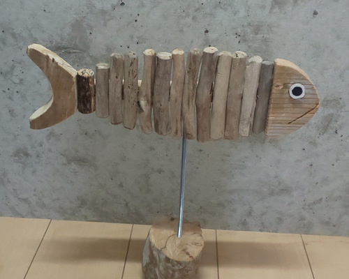 流木アート　オブジェ　木曽檜　台座付き　創作家具　001 d4dd8c771b5ec2f5481332d3f7d21f