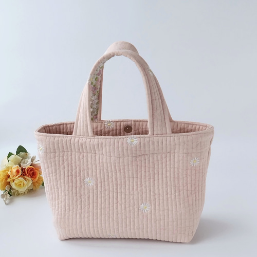 プチトートバッグ 韓国ヌビキルト ピンク マーガレット刺繍 サブバッグ