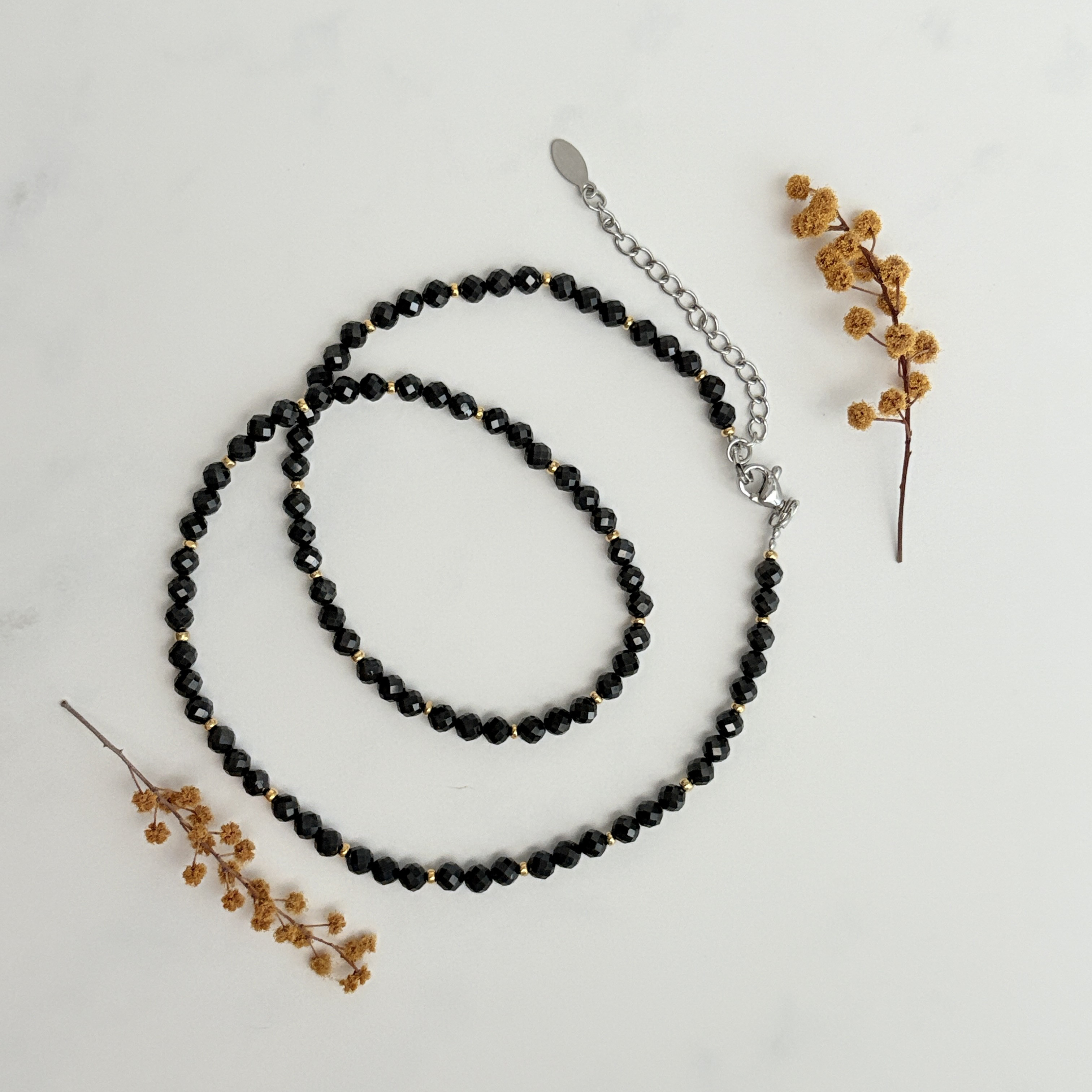 天然石ブラックスピネルと１８KGFビーズのネックレス
