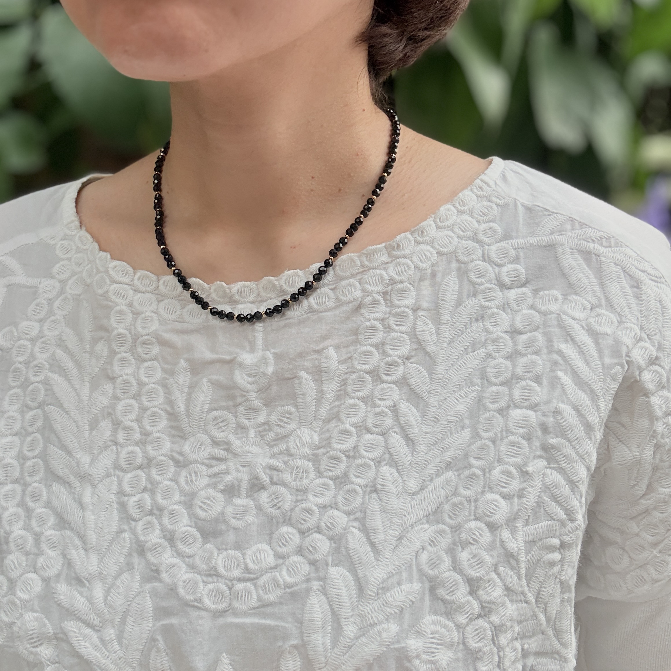 天然石ブラックスピネルと１８KGFビーズのネックレス