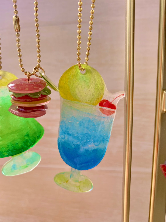 クリームソーダのストラップ＊水彩画＊レトロ＊透明感＊水色 携帯