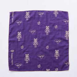 ＋HAyU fabric 綿100%ダブルガーゼ刺繍ハンカチ ～HAyU BEAR 2024～ 7枚目の画像