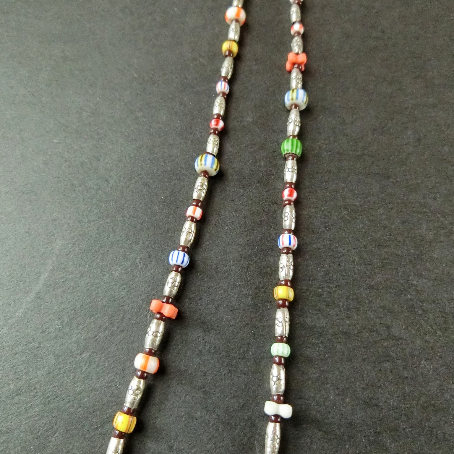 *2way*アンティークビーズとカレンシルバーのロングネックレス／ブレスレット