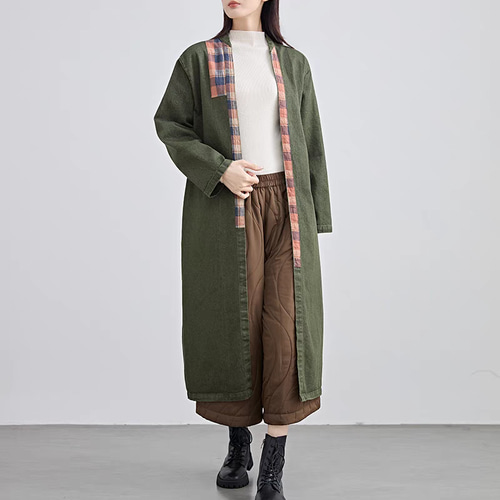 さりげないチェック柄がレトロで新鮮☆切り替えボタンレスコート