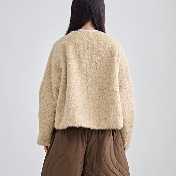 ふわふわな触り心地でスッキリ着こなせる♪Vネックシャギージャケット 7枚目の画像