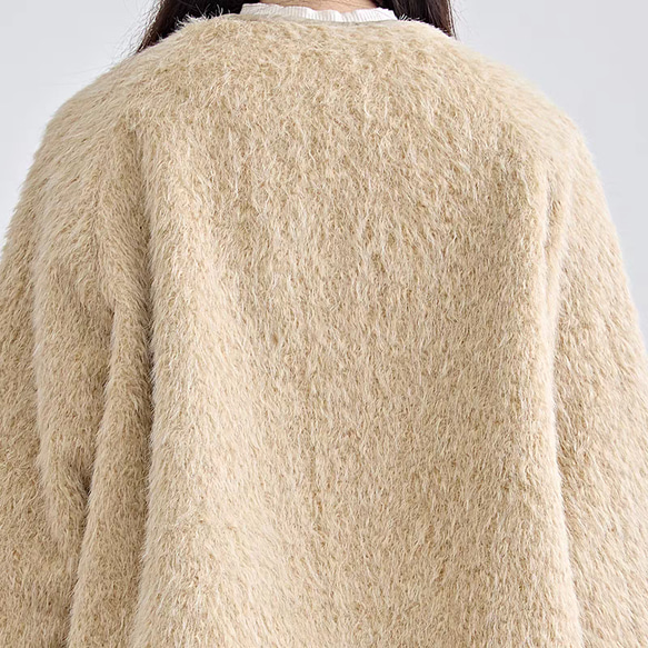 ふわふわな触り心地でスッキリ着こなせる♪Vネックシャギージャケット 11枚目の画像