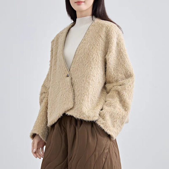 ふわふわな触り心地でスッキリ着こなせる♪Vネックシャギージャケット 8枚目の画像