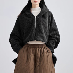 好みの着方が出来るウエストファスナー仕様☆シャギーパーカー ブラック 2枚目の画像